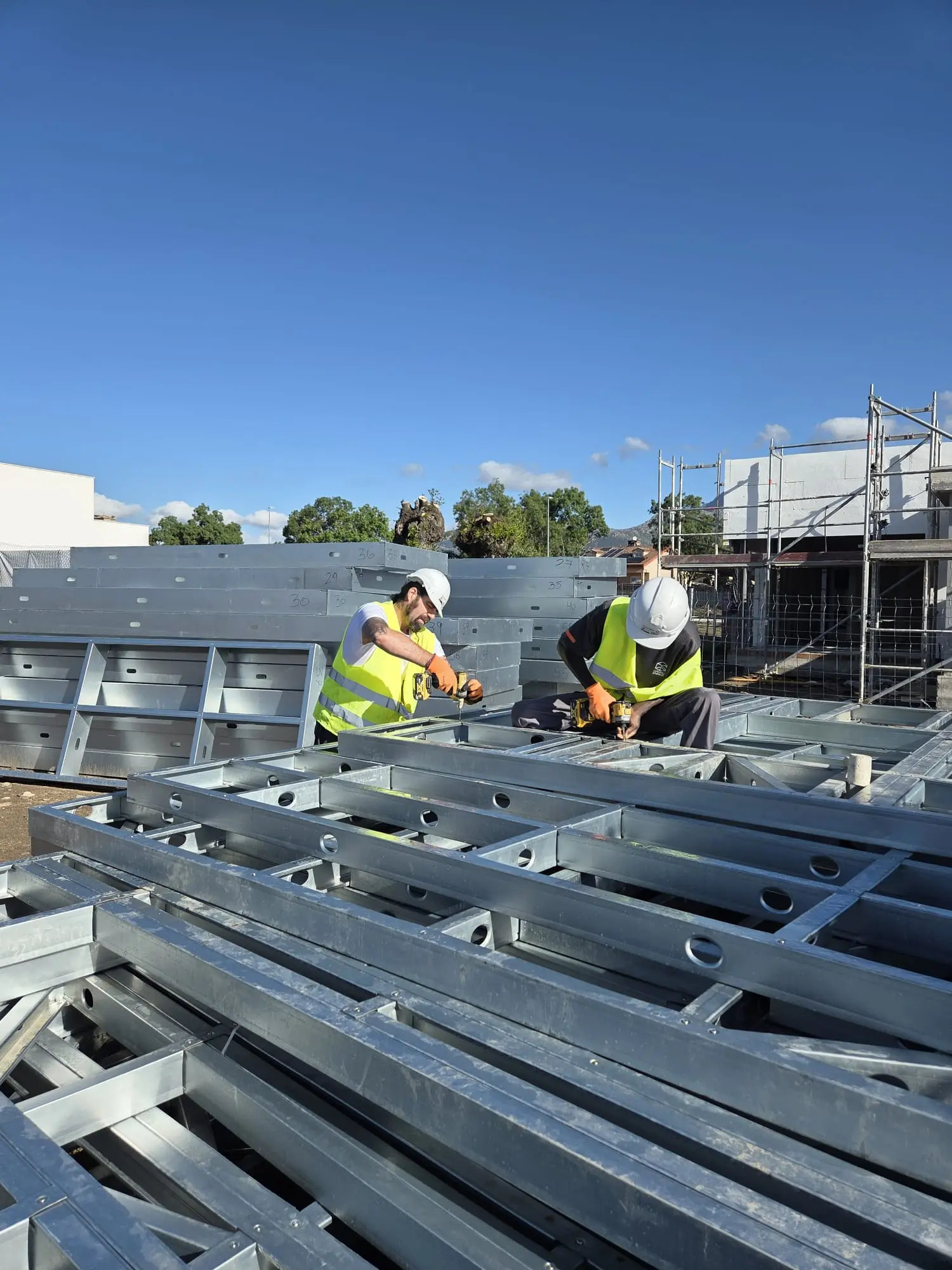 Fabricación industrializada de paneles Steel Frame - Construcción moderna
